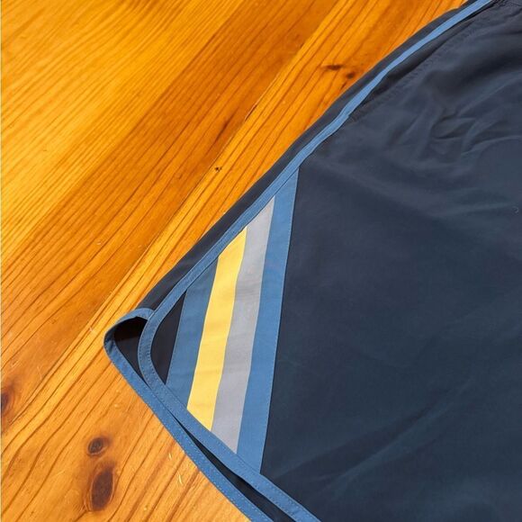 FAIR HARBOR The Anchor Navy Blue Swim Trunks Board Shorts Men’s SIZE LRG - Picture 2 of 10